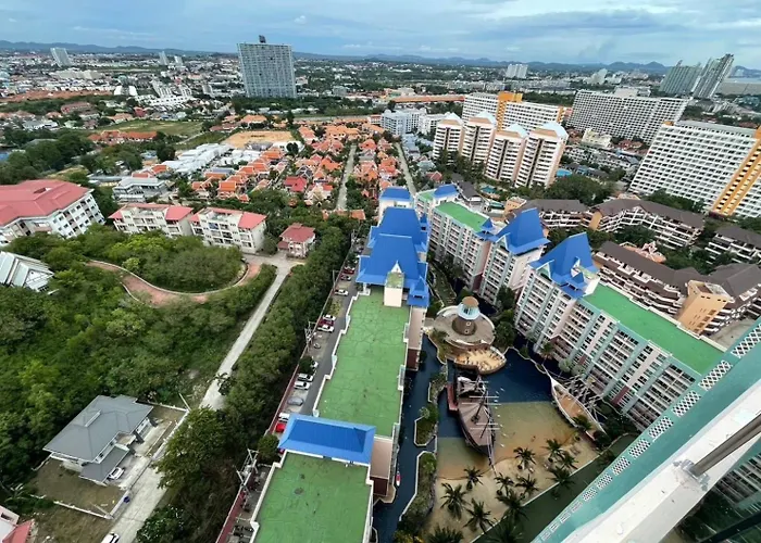 Grand Caribbean Condo Resort Pattaya 19 Floor