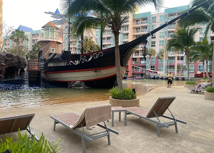 Grand Caribbean Condo Resort Pattaya 19 Floor